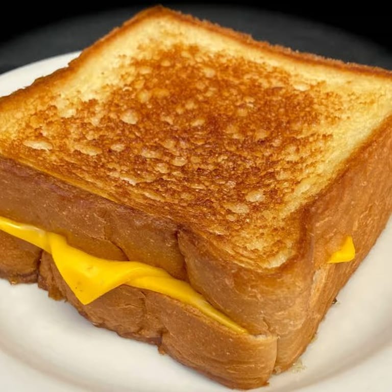 Delicious Grilled Cheese Sandwiches