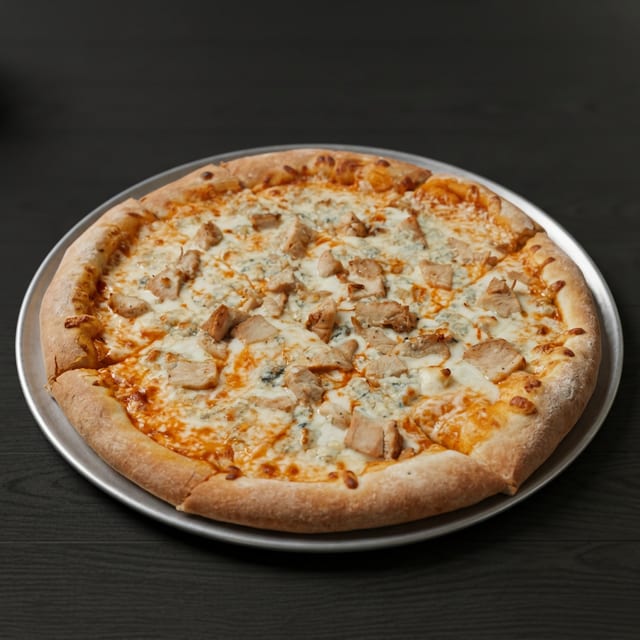 Buffalo Chicken Bleu Cheese Pie Pizza (Small).